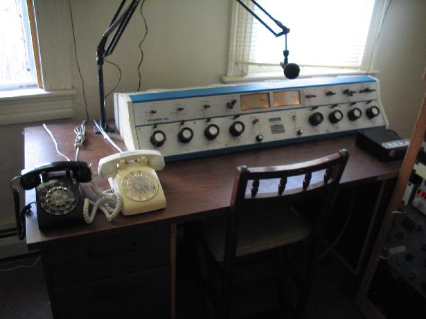 Wilkes-Barre console